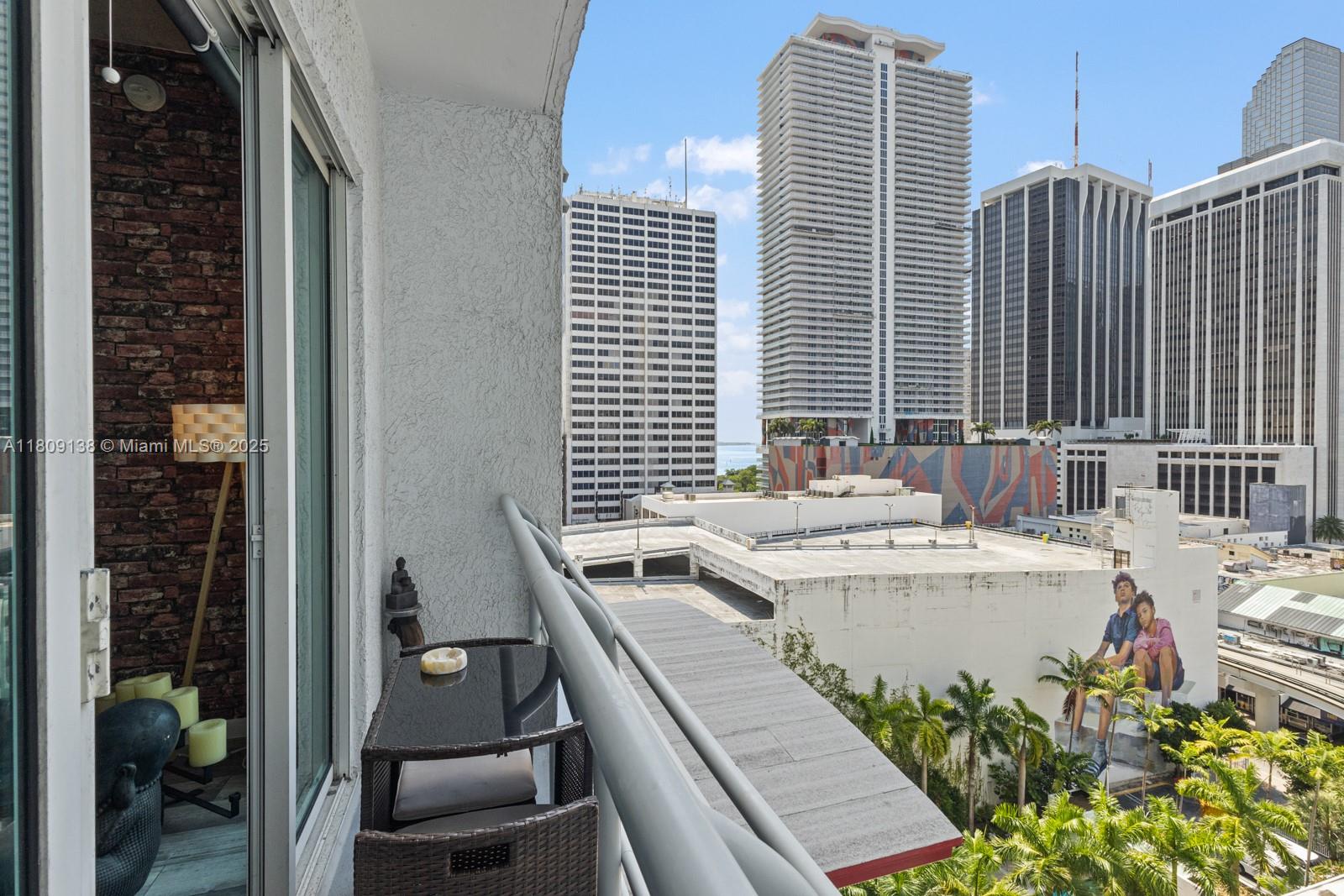 133 NE 2nd Ave # 1008