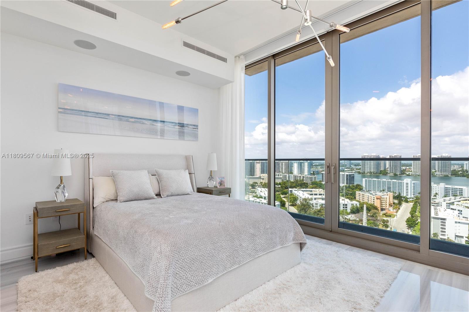 17901 Collins Ave # 1903