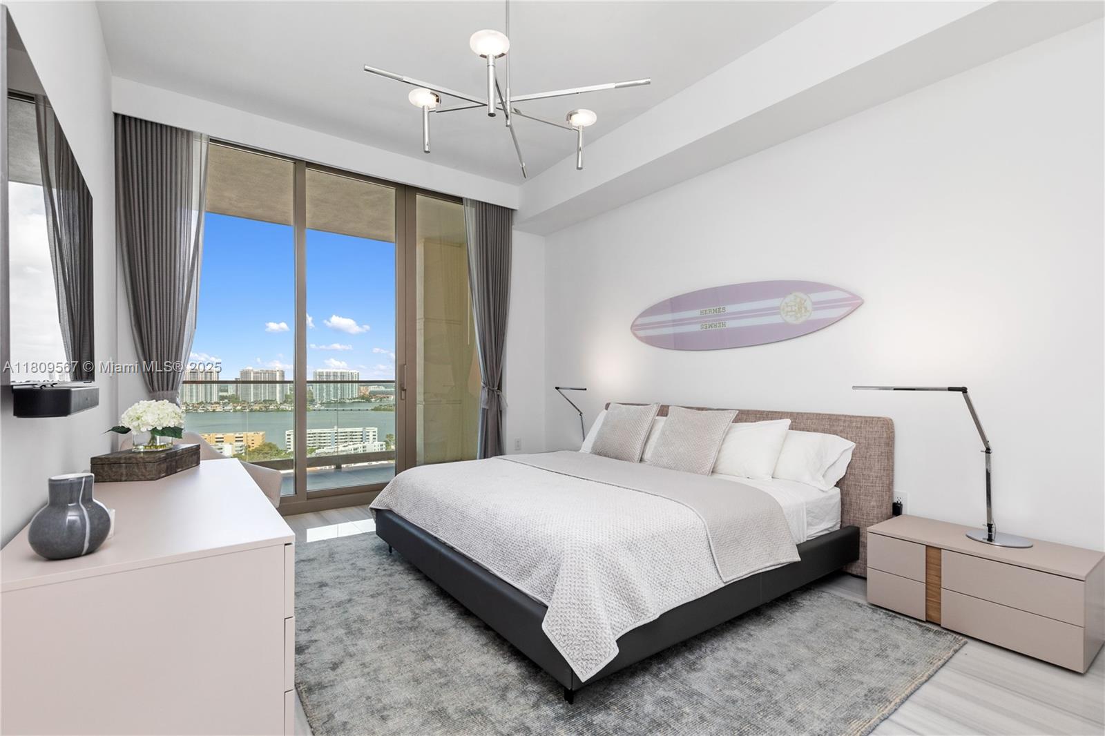 17901 Collins Ave # 1903