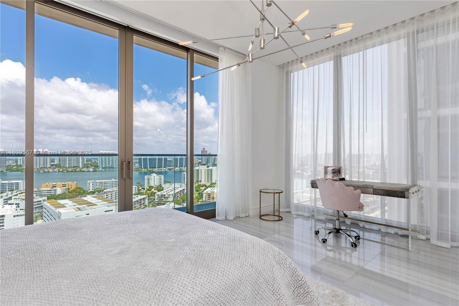 17901 Collins Ave # 1903