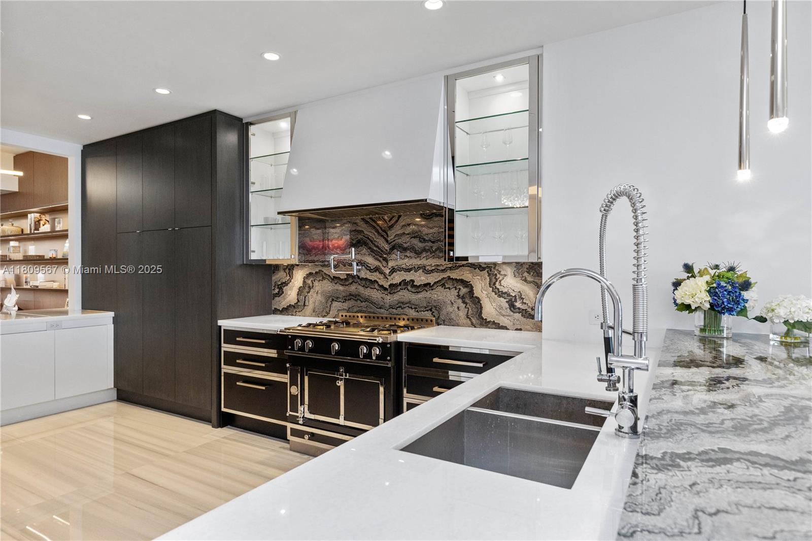 17901 Collins Ave # 1903