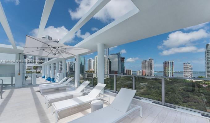 1600 SW 1st Ave # 813