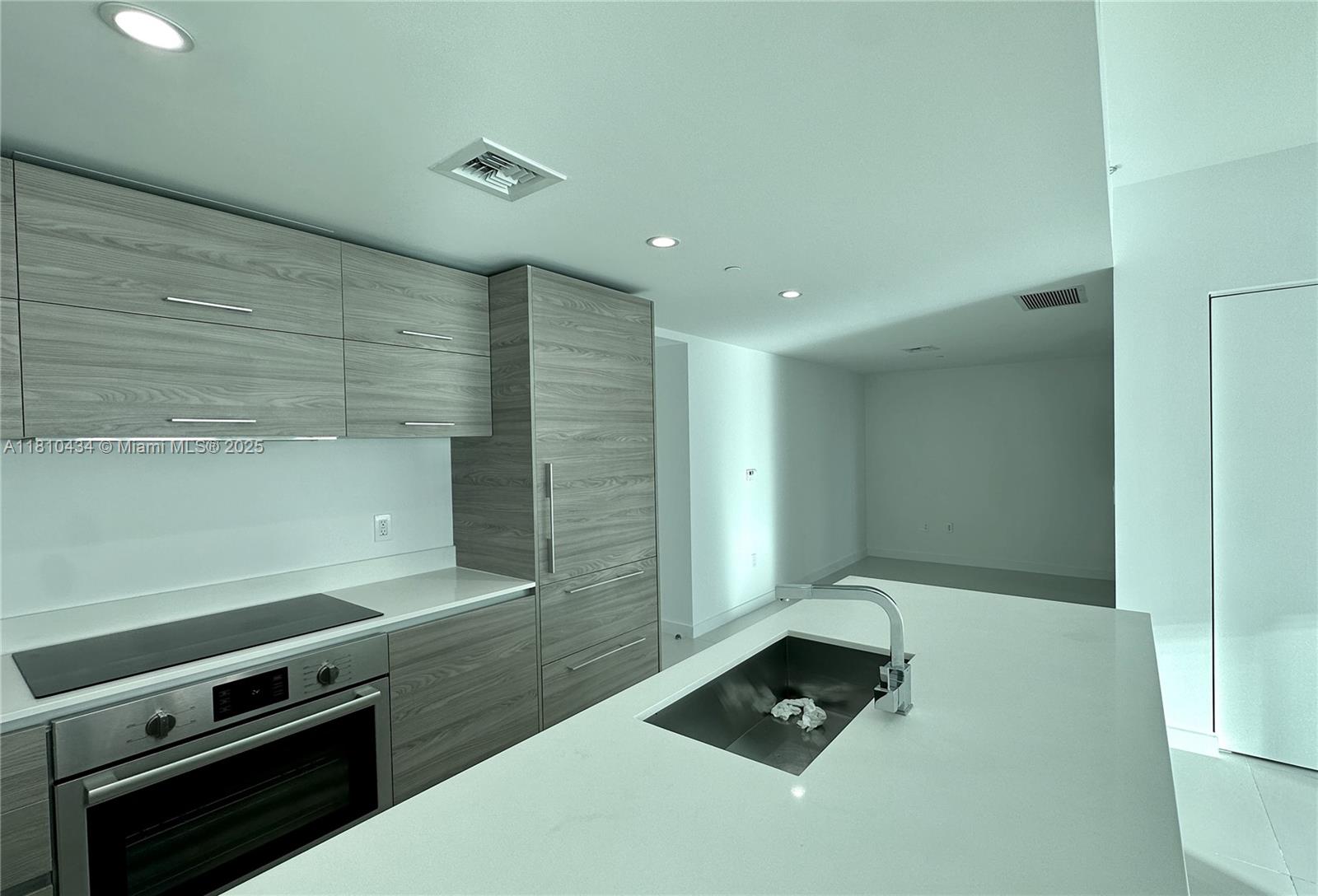 1300 S Miami Unit: 1802