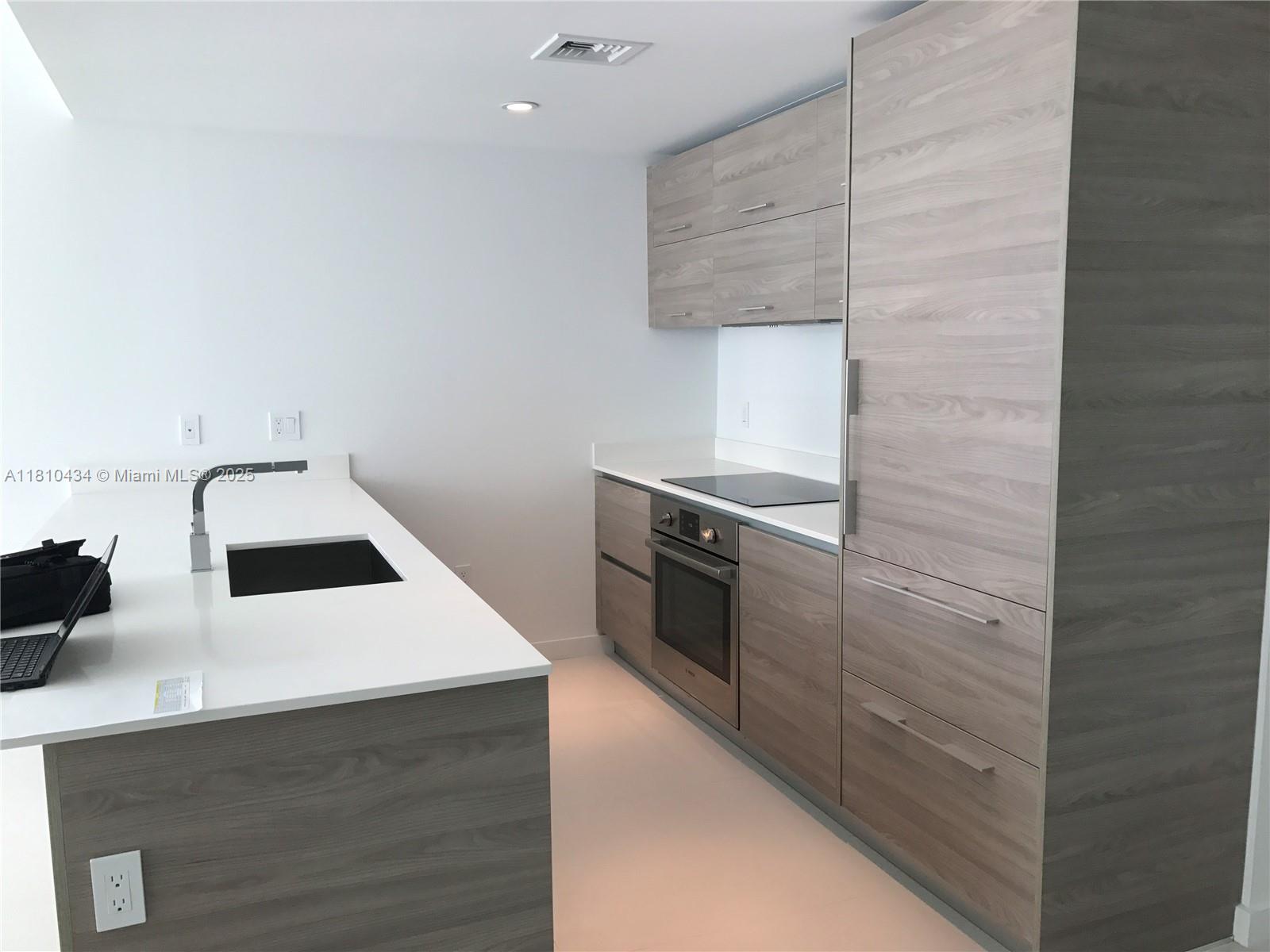 1300 S Miami Unit: 1802