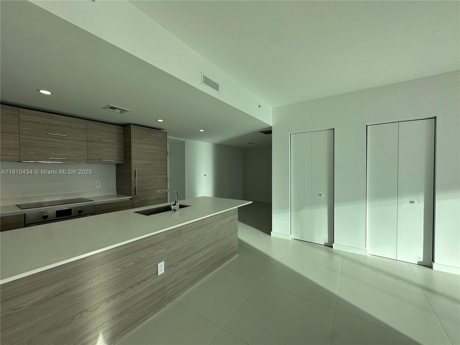 1300 S Miami Unit: 1802