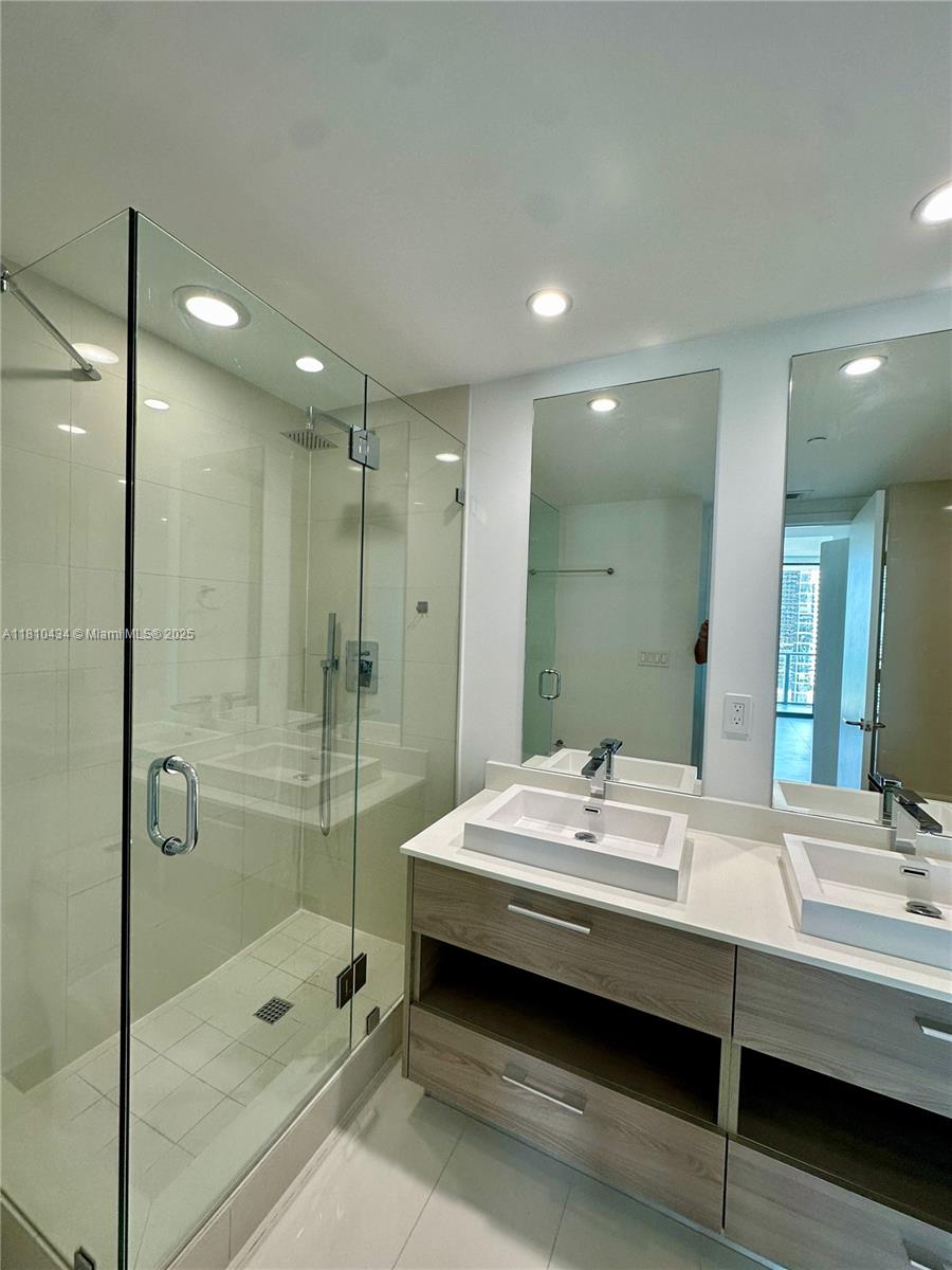 1300 S Miami Unit: 1802