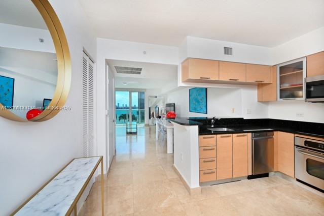 31 SE 5th St # 1506
