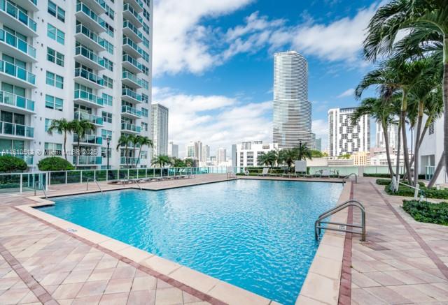 31 SE 5th St # 1506