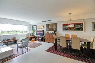650 Ocean Dr # 6B
