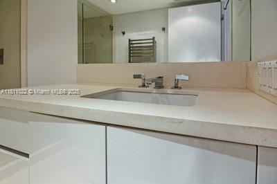 650 Ocean Dr # 6B