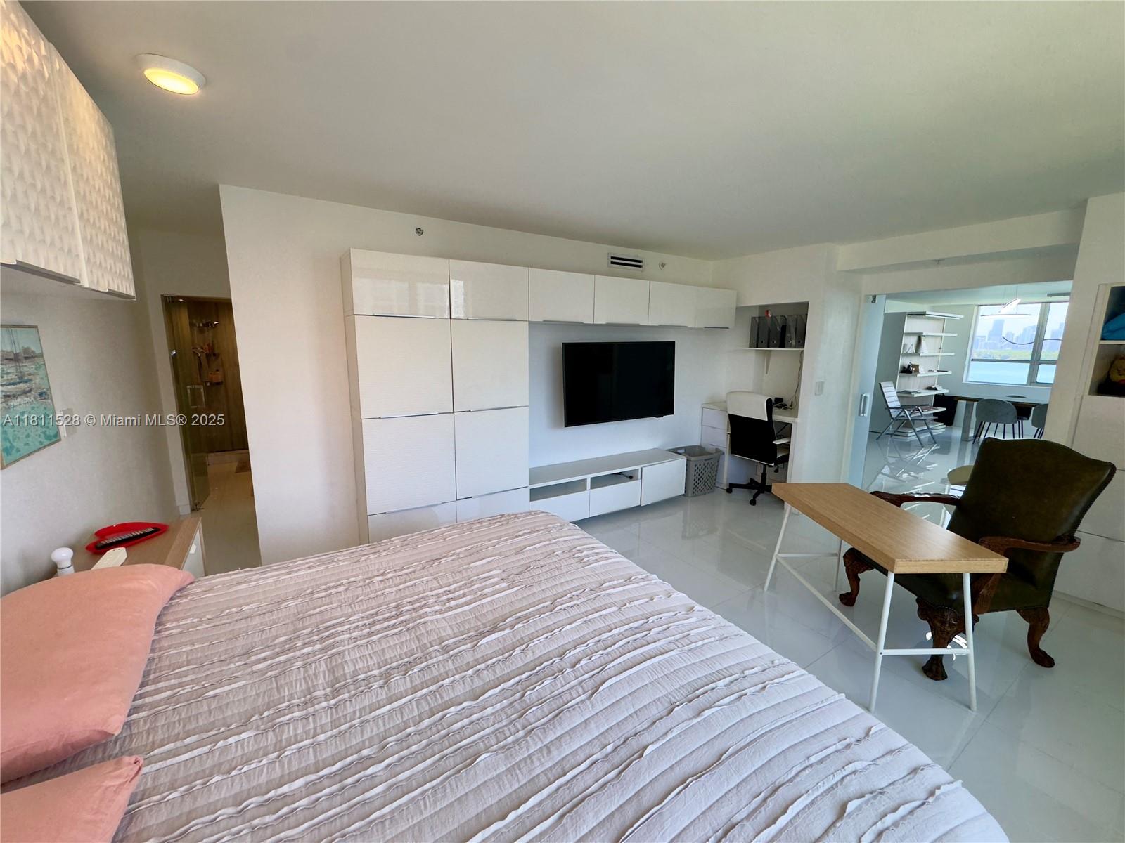 1500 Bay Rd # 1040S