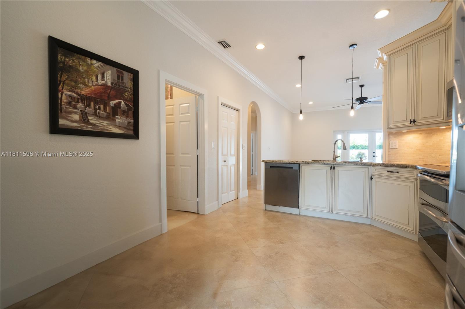 16404 Diamond Place