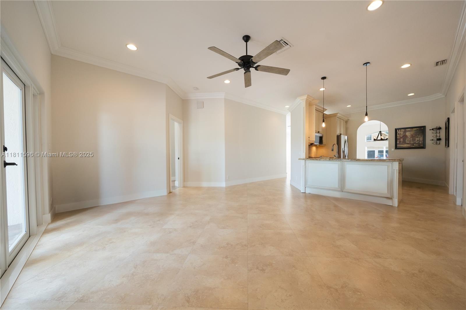 16404 Diamond Place