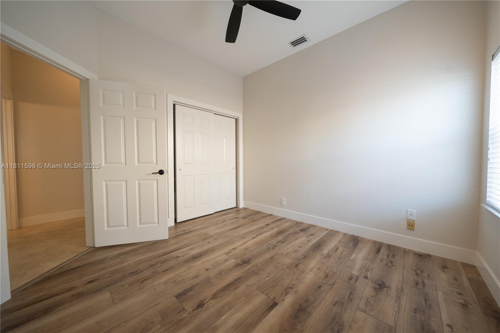 16404 Diamond Place