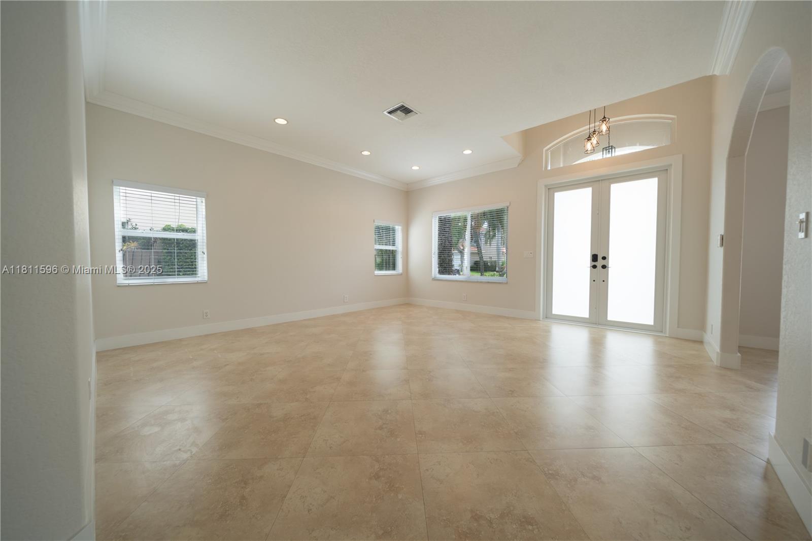 16404 Diamond Place