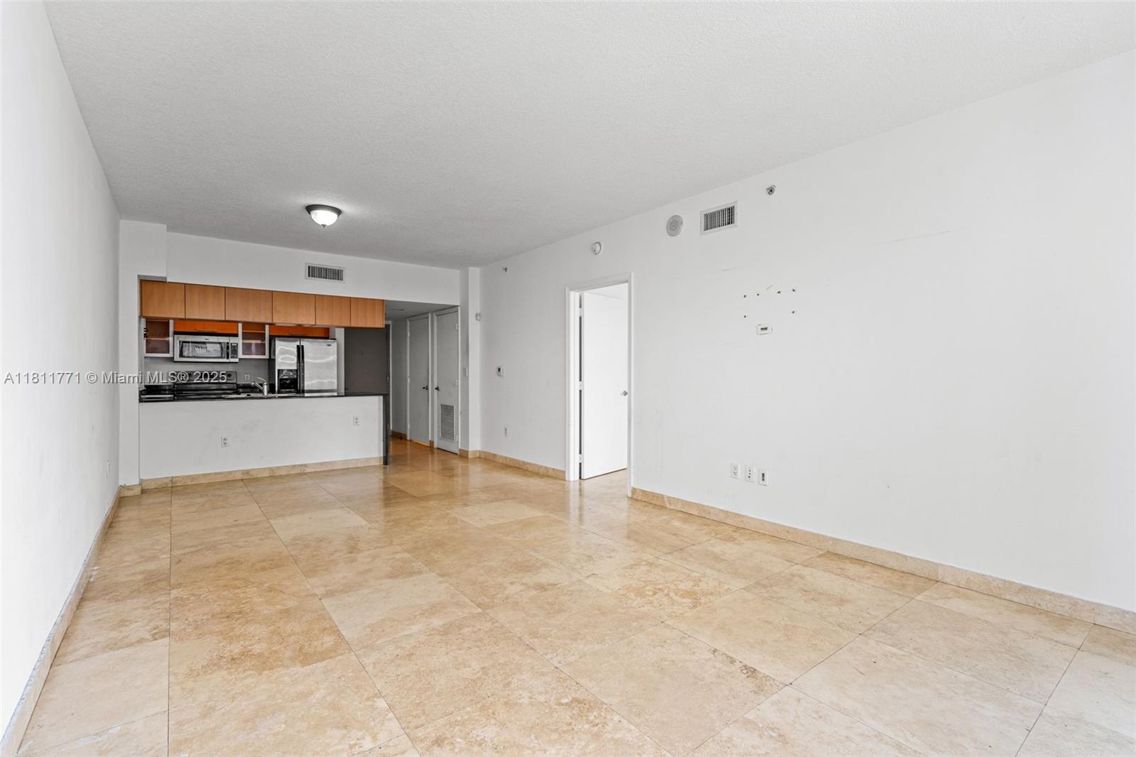 1750 N Bayshore Dr # 2809