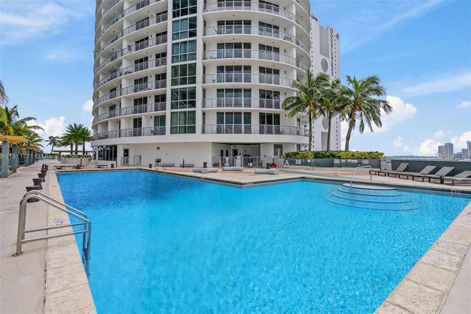 1750 N Bayshore Dr # 2809