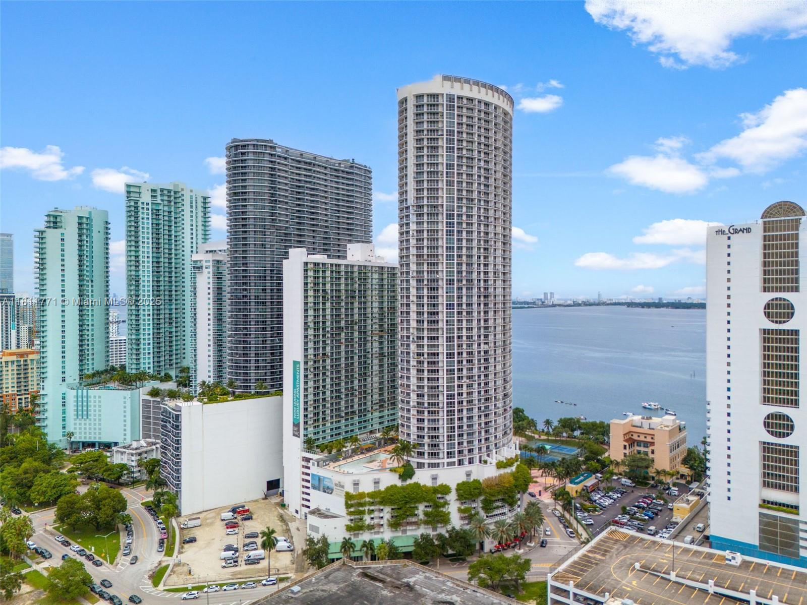 1750 N Bayshore Dr # 2809