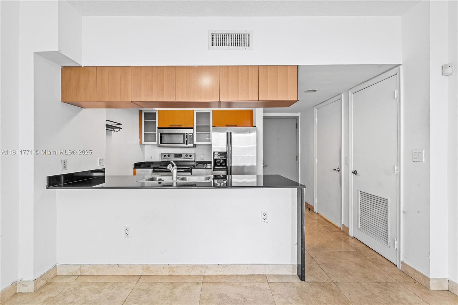1750 N Bayshore Dr # 2809