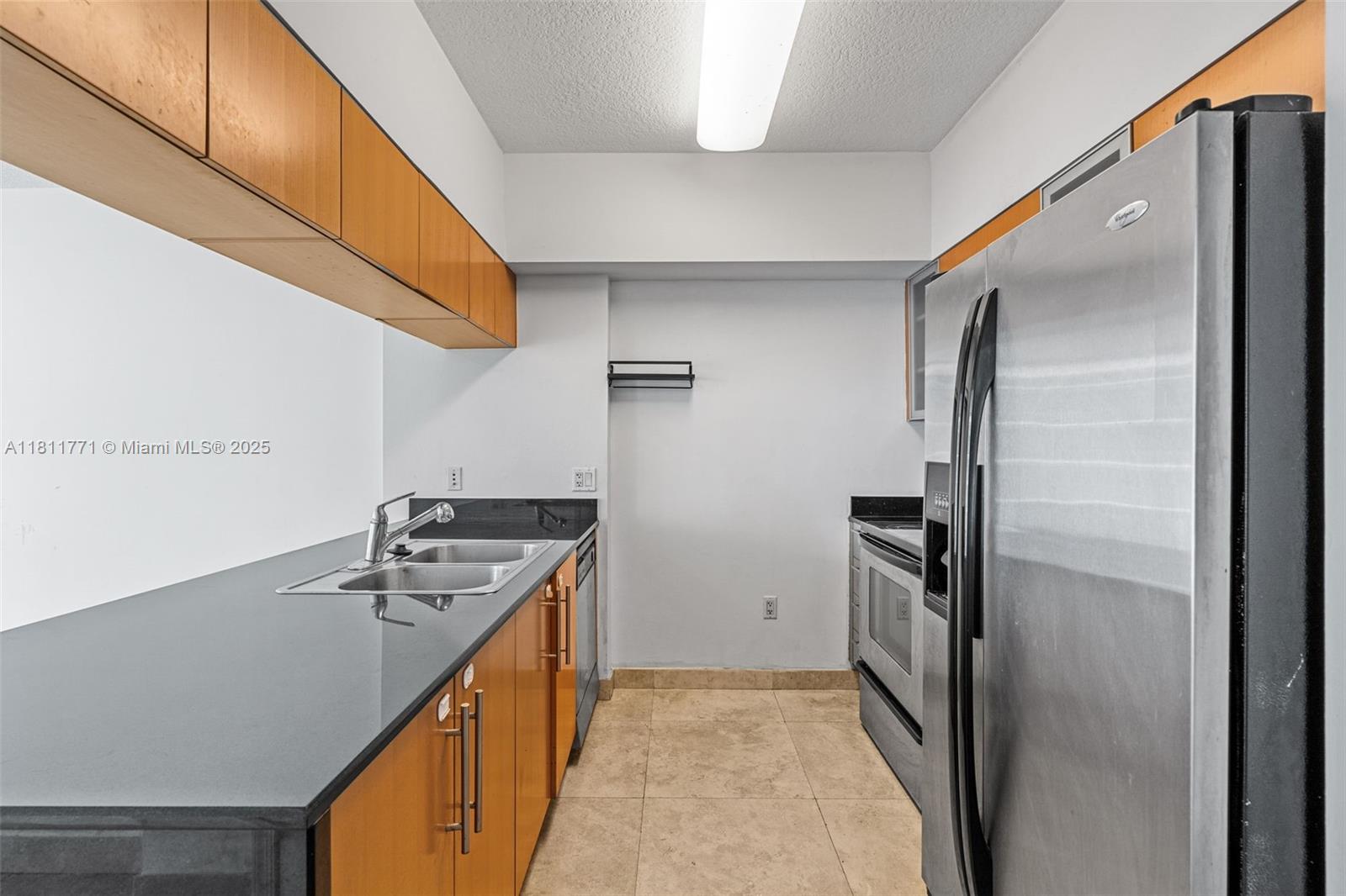 1750 N Bayshore Dr # 2809