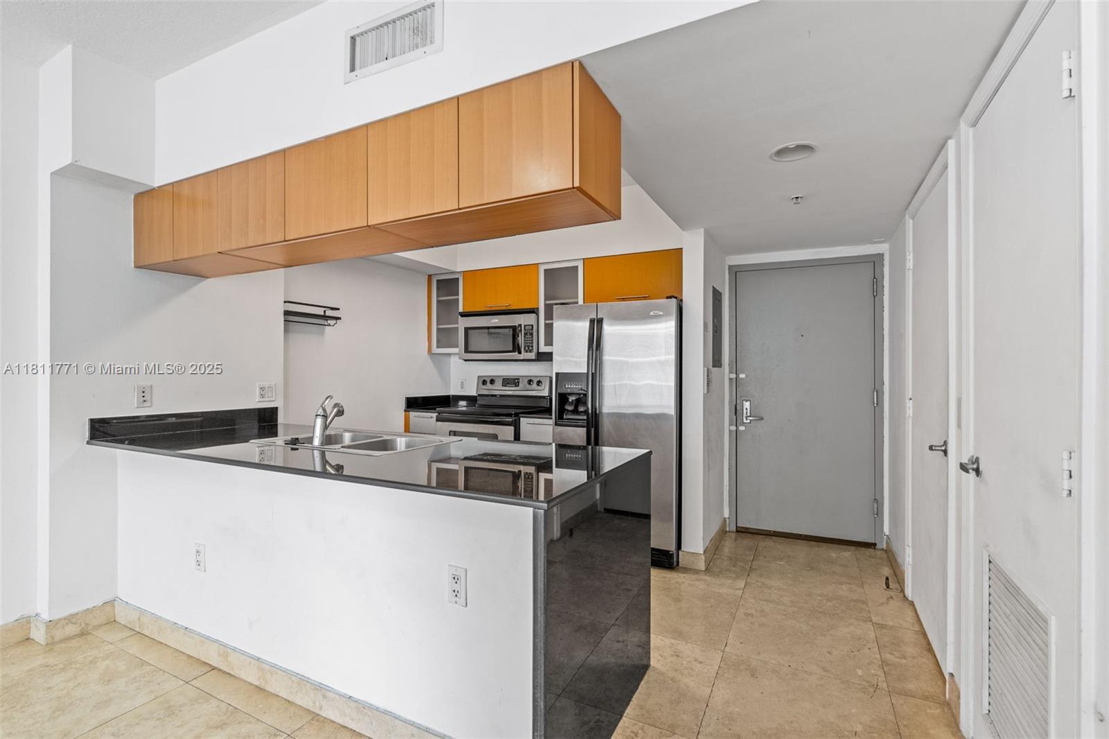 1750 N Bayshore Dr # 2809