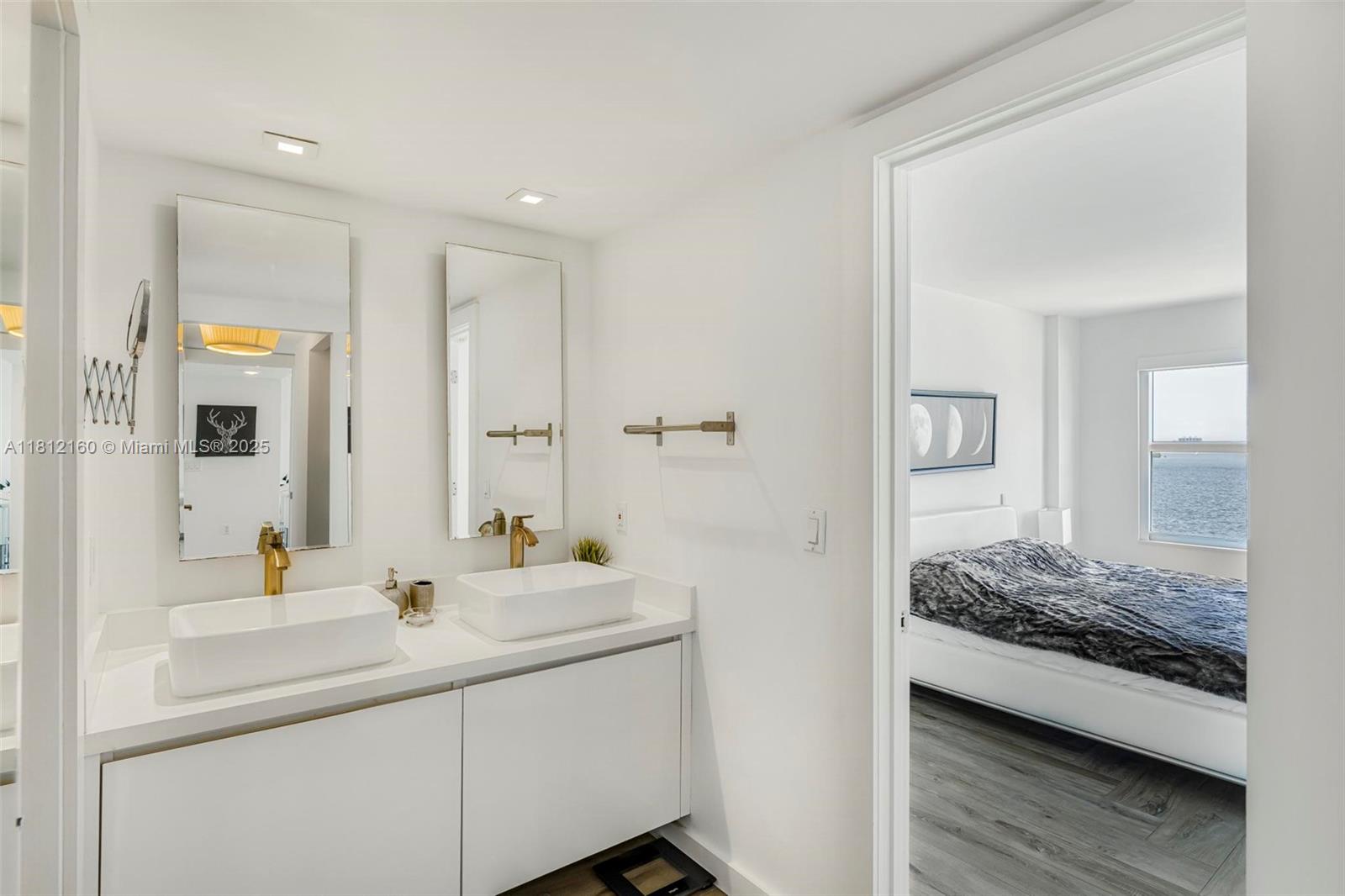 11111 Biscayne Blvd # 8C