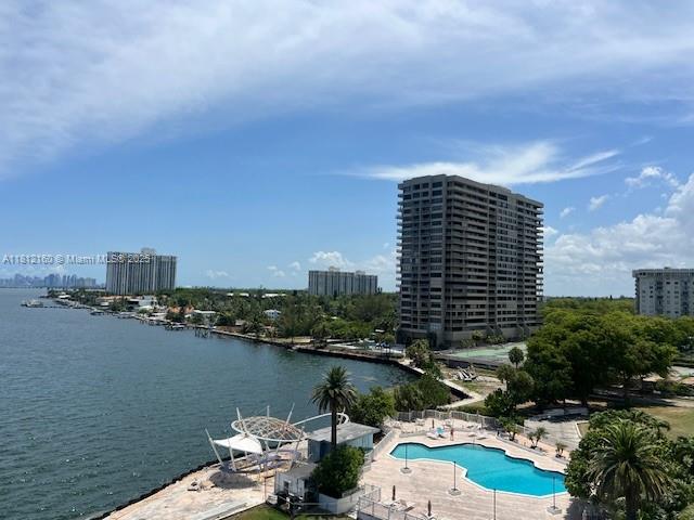 11111 Biscayne Blvd # 8C