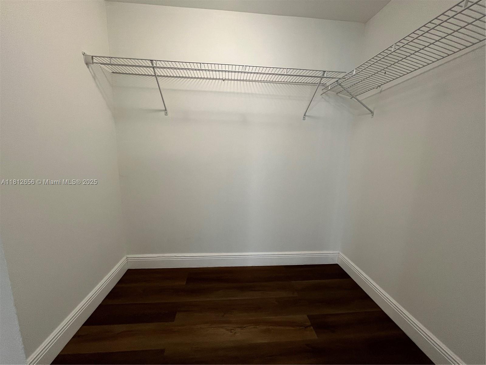 495 Brickell Ave # 1710
