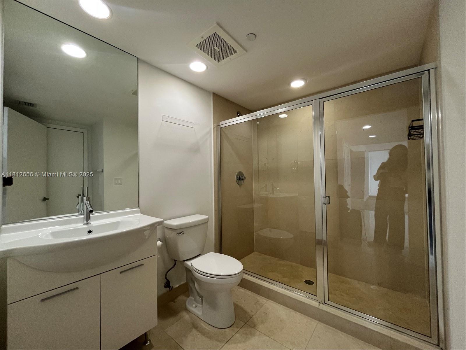 495 Brickell Ave # 1710