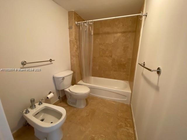 3530 SW 22nd St # 903