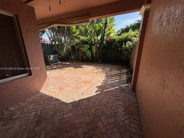 6865 SW 164th Ct