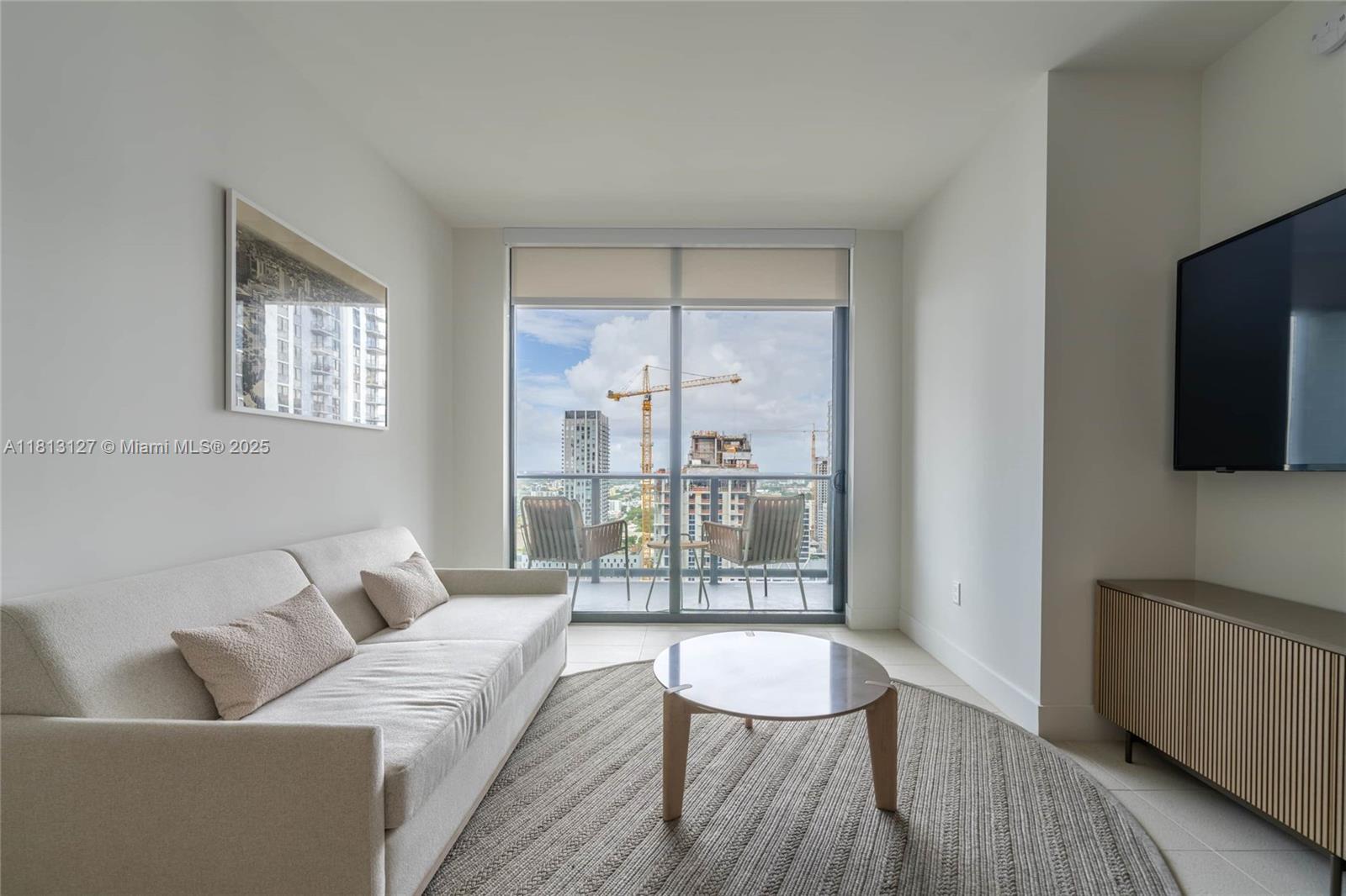 159 NE 6th St # 3004