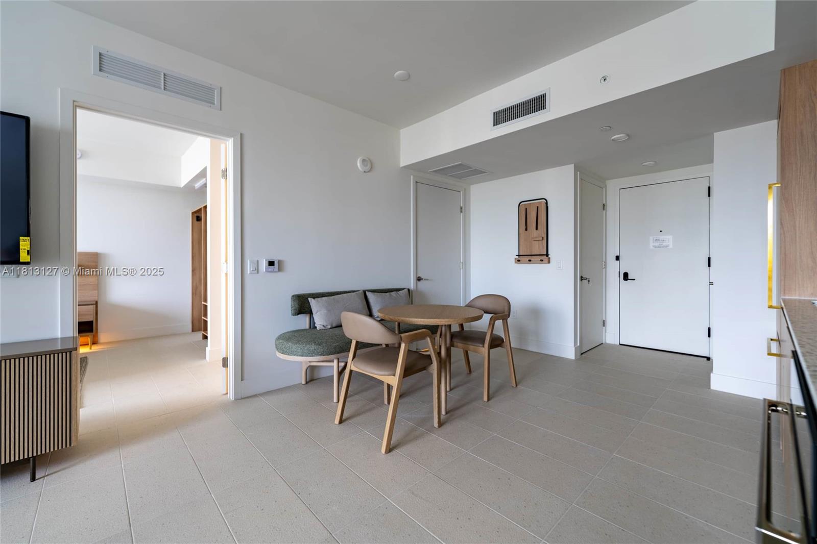 159 NE 6th St # 3004