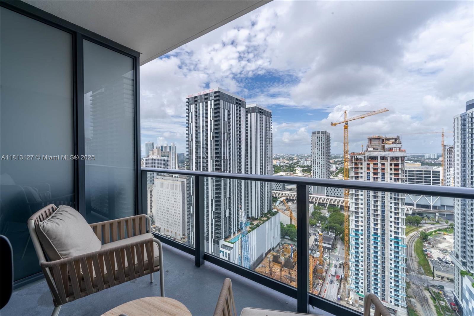 159 NE 6th St # 3004