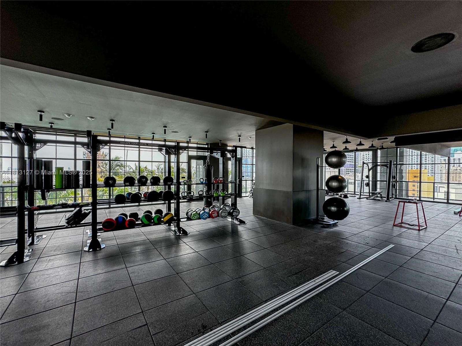 159 NE 6th St # 3004