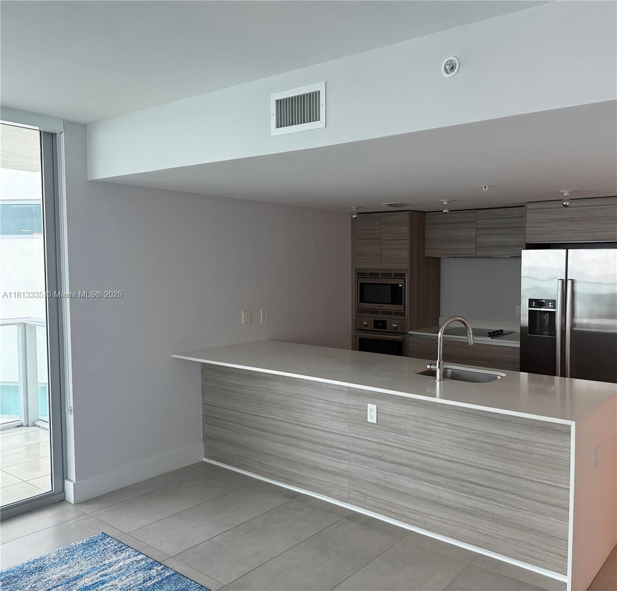 6620 Indian Creek Dr # 401