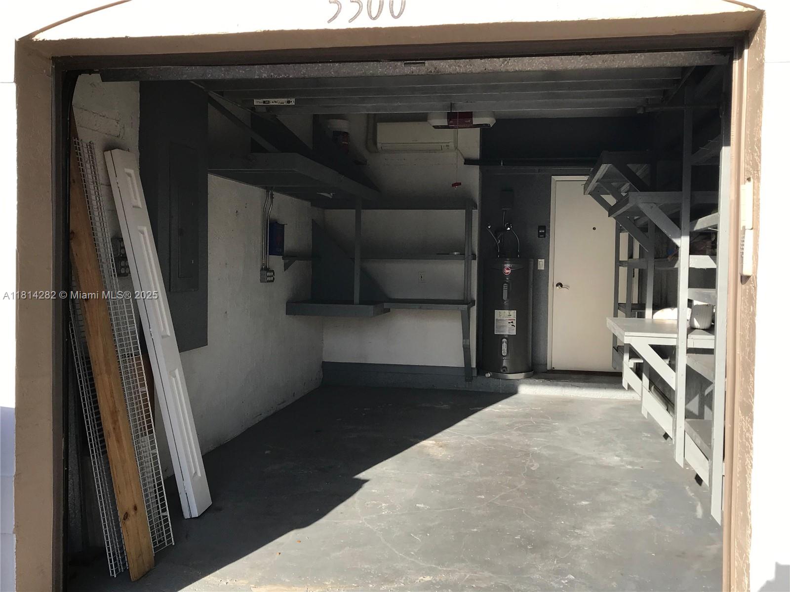5500 NW 90th Ter