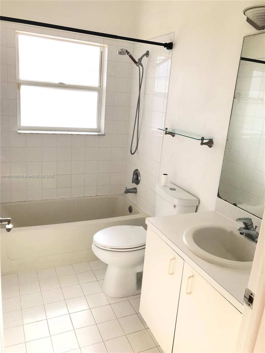 5500 NW 90th Ter