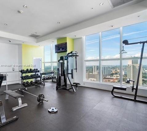 133 NE 2 AVE # 2615
