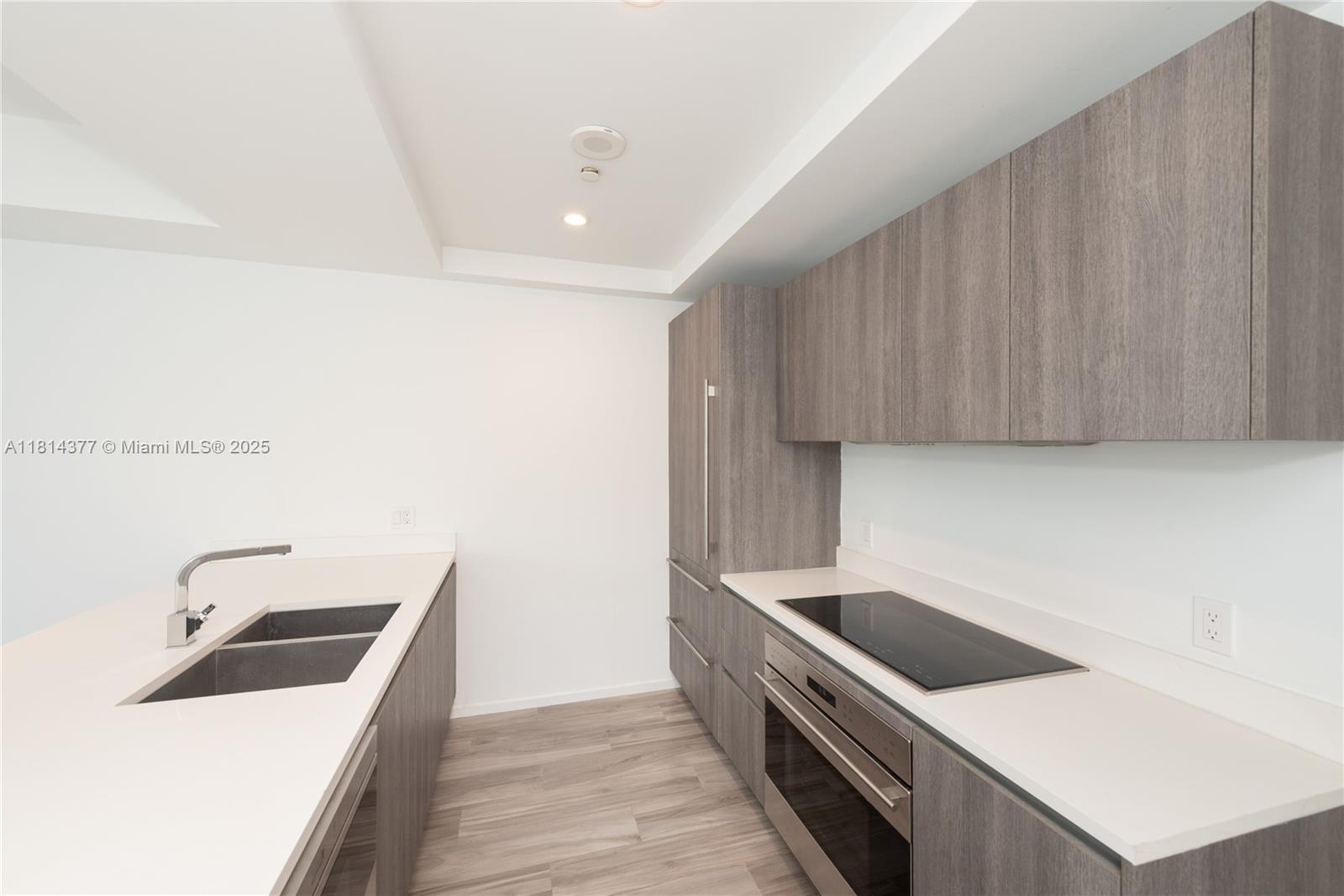 801 S Miami Ave Unit: 1602