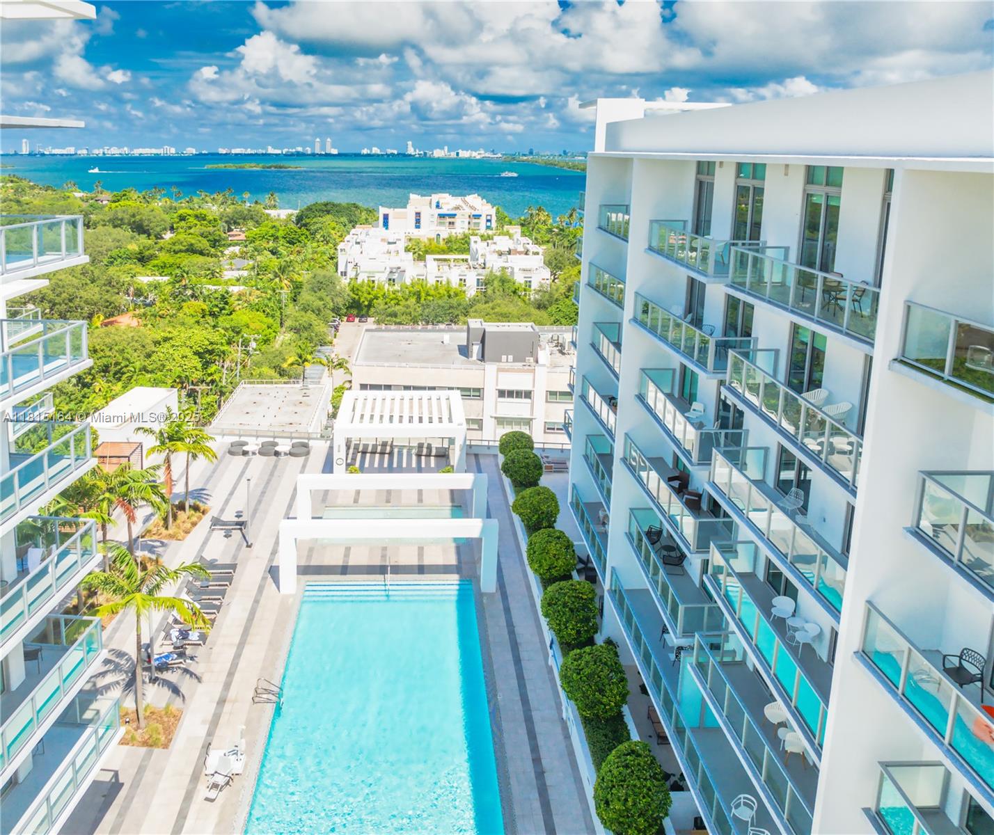 3900 Biscayne Blvd # 1118 Unit: S-1118