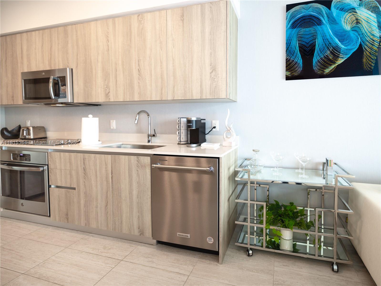 3900 Biscayne Blvd # 1118 Unit: S-1118