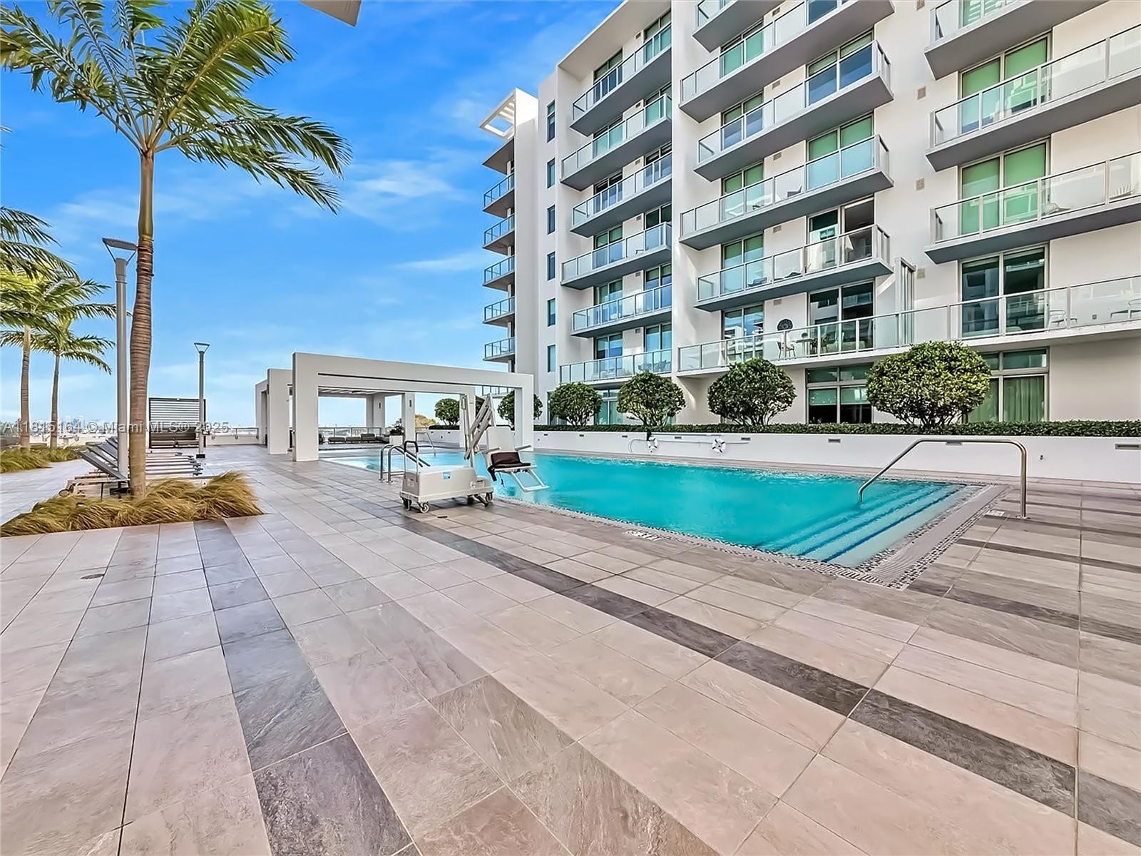 3900 Biscayne Blvd # 1118 Unit: S-1118