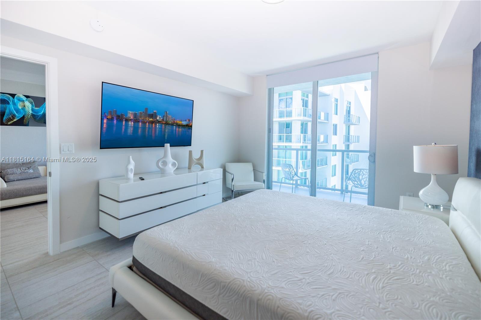 3900 Biscayne Blvd # 1118 Unit: S-1118