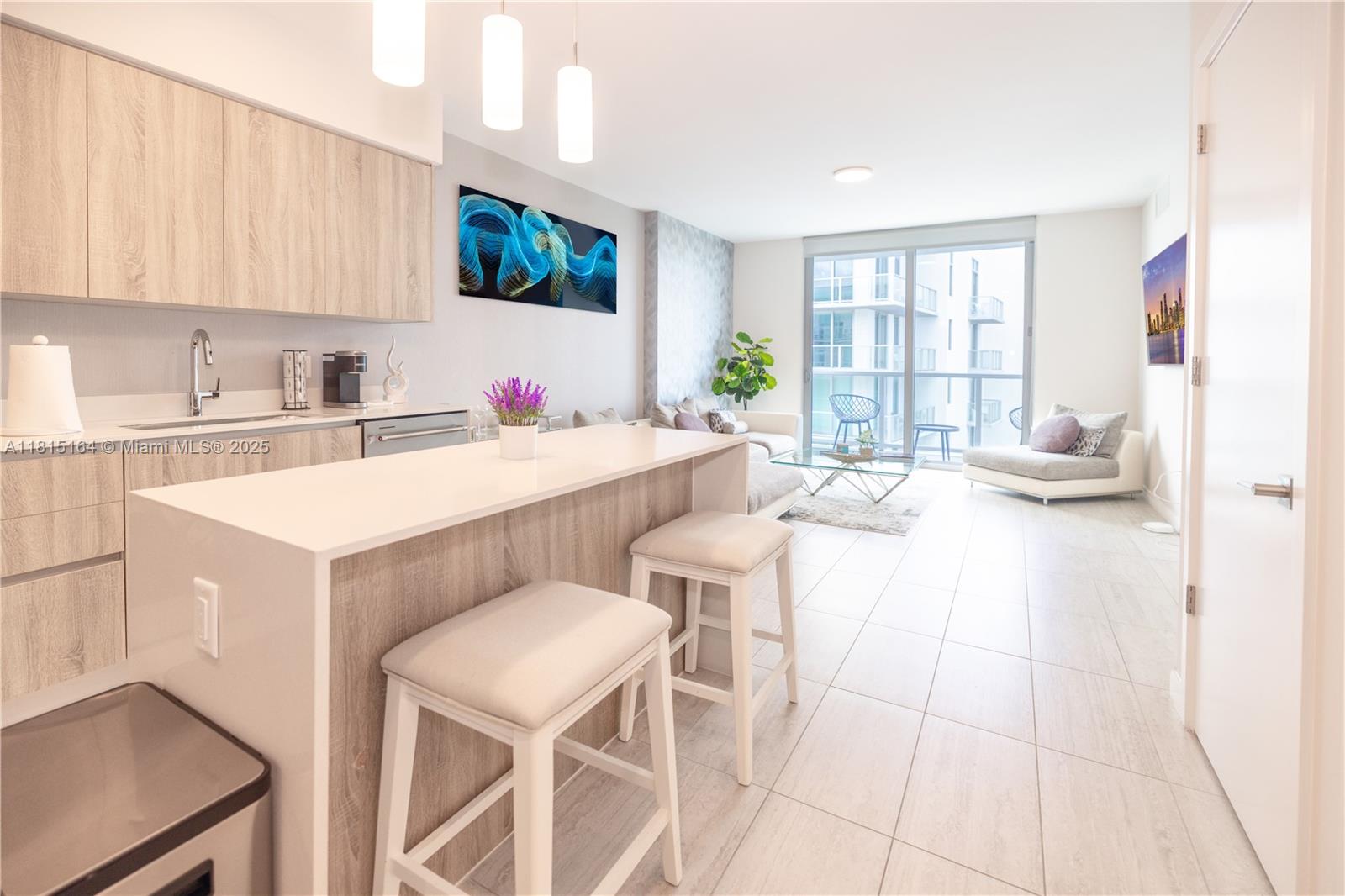 3900 Biscayne Blvd # 1118 Unit: S-1118
