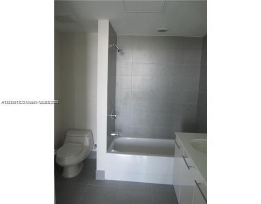 92 SW 3rd St # 1608