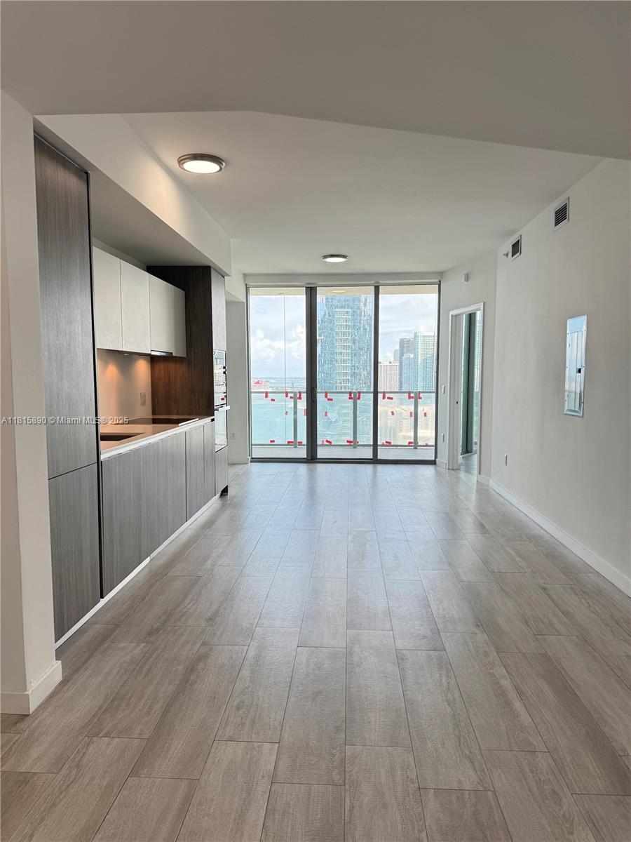 2900 NE 7th Ave # 2808