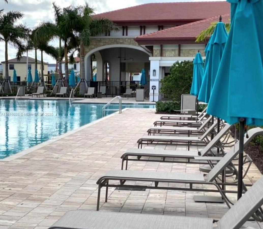 3313 W 111th St # 3313