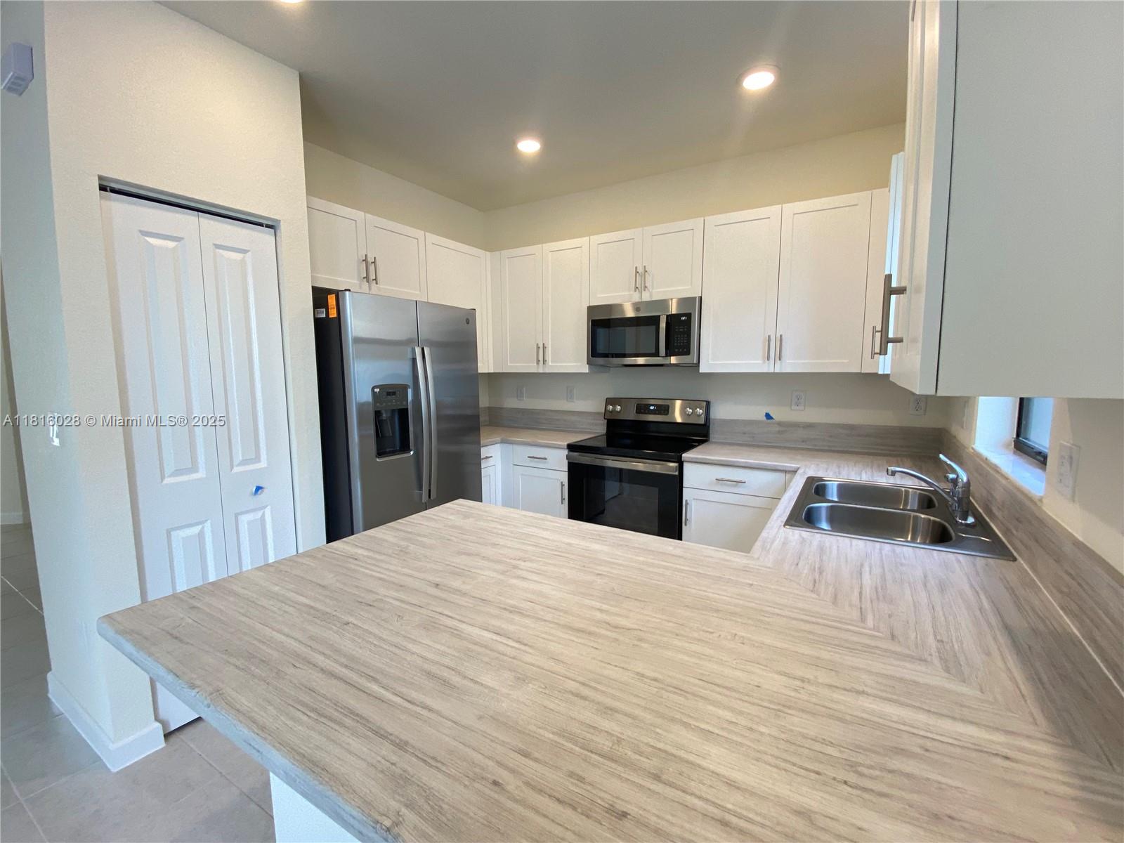 3313 W 111th St # 3313