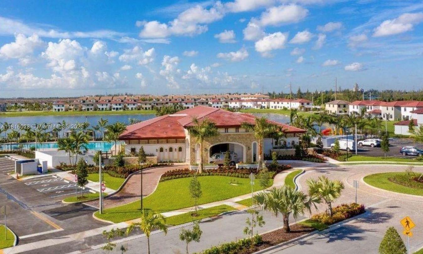 3313 W 111th St # 3313